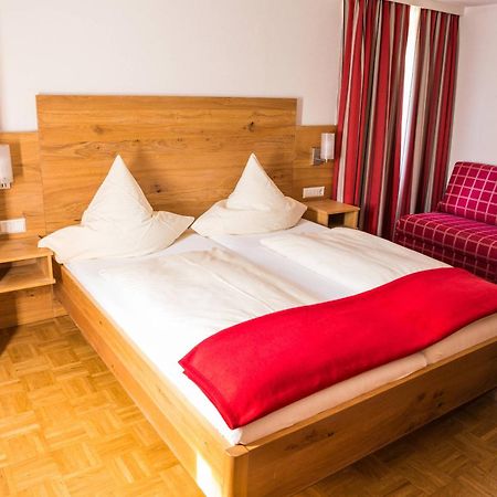 Landgasthaus Zur Linde, Neusatz Bühl Екстериор снимка