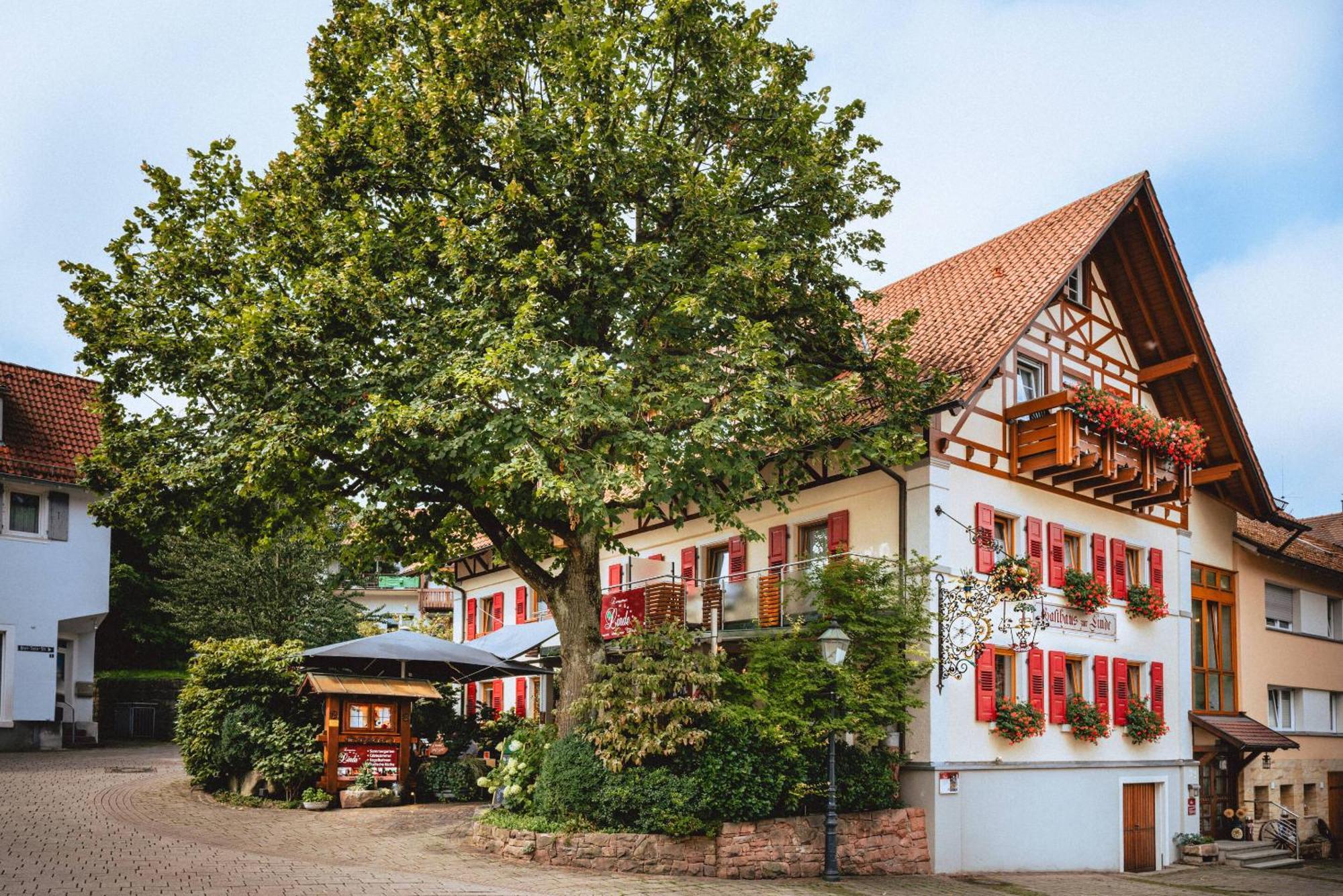 Landgasthaus Zur Linde, Neusatz Bühl Екстериор снимка